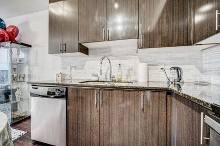 For Lease - 75 North Park Road Unit# 512, Vaughan, Ontario - Photo 5