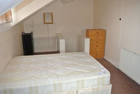 2 Bed - 9 Beamsley Place, Hyde Park, Leeds - LS6 1JZ - Student - Photo 4