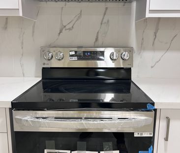 For Lease - 39 Waterton Crescent, Richmond Hill, Ontario - Photo 5