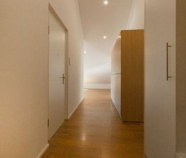 Hornussen / 5.5-room attic apartment on the right - Photo 4