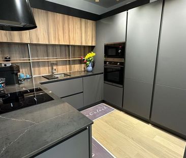 Apartament cu 4 camere de închiriat - Fotografie 5