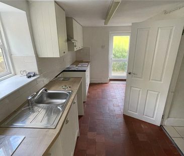 2 bedroom detached house to rent - Photo 4