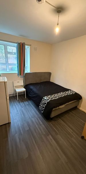 Room in a Shared Flat, Marvell House, SE5 - Photo 2