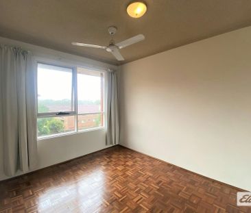 ELEVATED UNIT IN A CENTRAL LOCATION - Photo 6