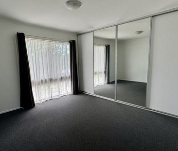 Three Bedroom House with Great Shed - Photo 3