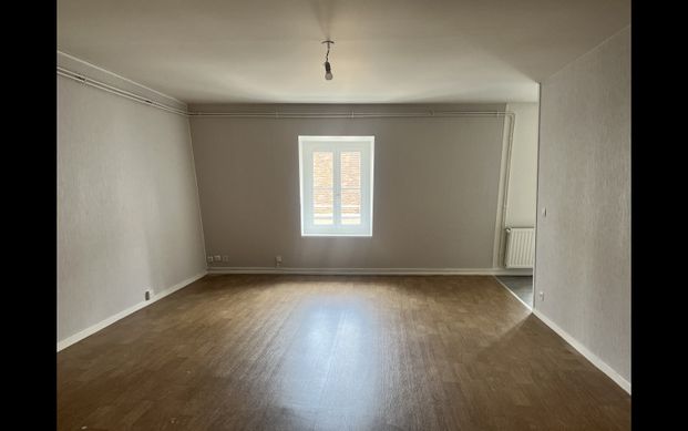 Location Appartement 3 pièces 70 m² La Châtre - Photo 1