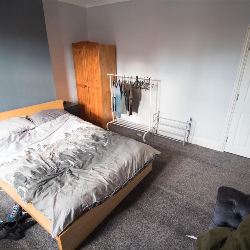 Ash Road, Headingley, LS6 3HD, Leeds - Photo 1