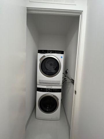 For Lease - 7439 Kingston Road Unit# 220, Toronto, Ontario - Photo 4