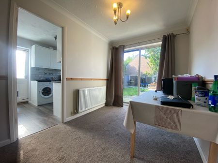 Broadgate, Norwich, Taverham - Photo 2