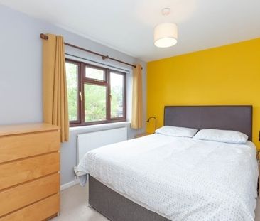 Hart Close, Abingdon - Photo 1