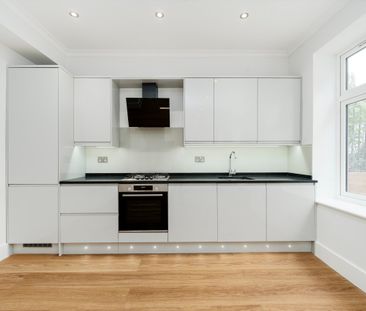 Chatsworth Road, North West London, NW2, London - Photo 5