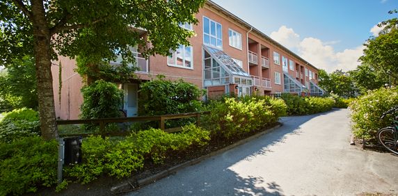 Högloftsvägen 12 - Photo 2