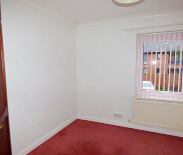 2 bed apartment to rent in Manor Court, South Shields, NE33 - Photo 5