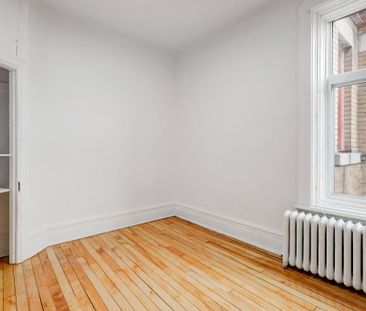 Studio à Louer 4088 Av Du Parc-Lafontaine - Montreal - Photo 2