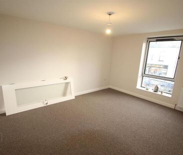 36 Main Street, Ballynahinch, BT24 8DN - Photo 6