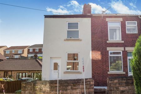 2 bedroom end of terrace house to rent - Photo 5
