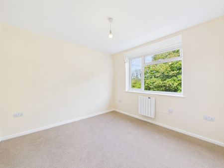 Three bed semi-detached house to rent in Yeolmbridge, Launceston, PL15 - Photo 5
