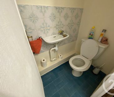Location Appartement 2 pièces 52m² NICE 06300 - Photo 4