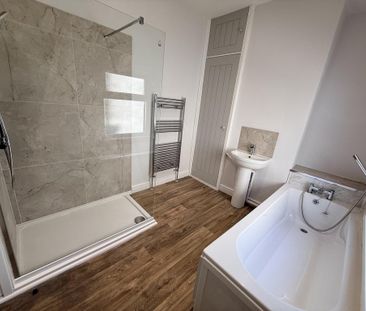 2 bedroom house to rent - Photo 1