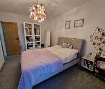 Scout Hill Terrace, Dewsbury, West Yorkshire, WF13 - Photo 6