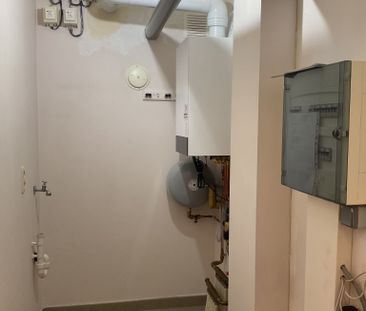 - Belsele – Appartement met 2 slaapkamers en garage - Photo 1