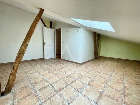 Location Appartement 3 pièces 68m² - Photo 5