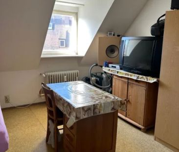 Möbliertes Dachgeschosszimmer in Nürnberg - Foto 4