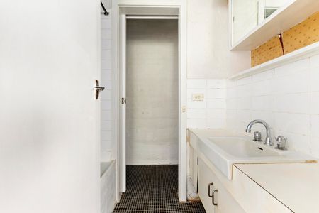 1/14 Tivoli Road, South Yarra VIC 3141 - Photo 4