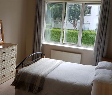 98 Rockview, Simons Ridge, Sandyford, Sandyford, Dublin 18, D18CX2F - Photo 2