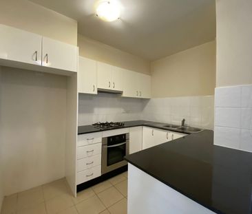 33/8 Derby Street, Kogarah, NSW 2217 - Photo 4