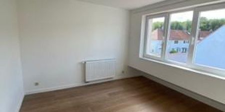 Woning te huur in Sint-Pieters-Woluwe voor € 2.050 met 4 slaapkamers - Foto 3