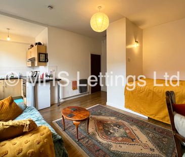 Flat 3, 2 Midland Road, Leeds, LS6 1BQ - Photo 6