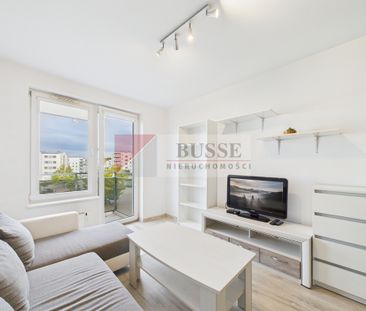 Dwa pokoje z garażem na strzeżonym osiedlu - Zdjęcie 6