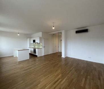 3-Zimmer-Wohnung mit kleinem Balkon im 7. Stock direkt am Modenapar... - Foto 5