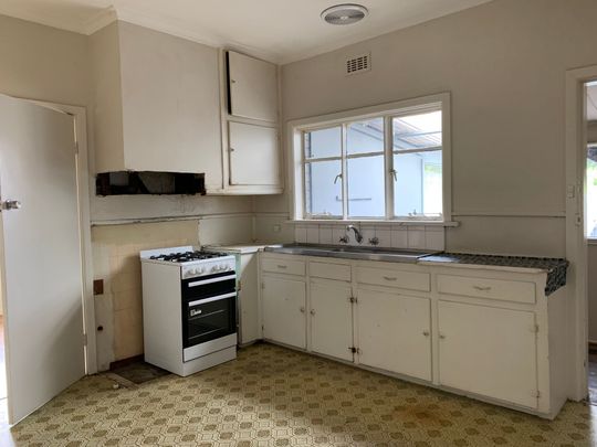 Available in Nov 2023- Affordable 3 Bedrooms for Rent in Springvale - Photo 1