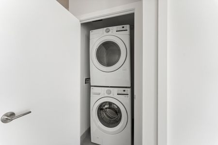 For Lease - 4130 Parkside Village Drive Unit# 3002, Mississauga, Ontario - Photo 2