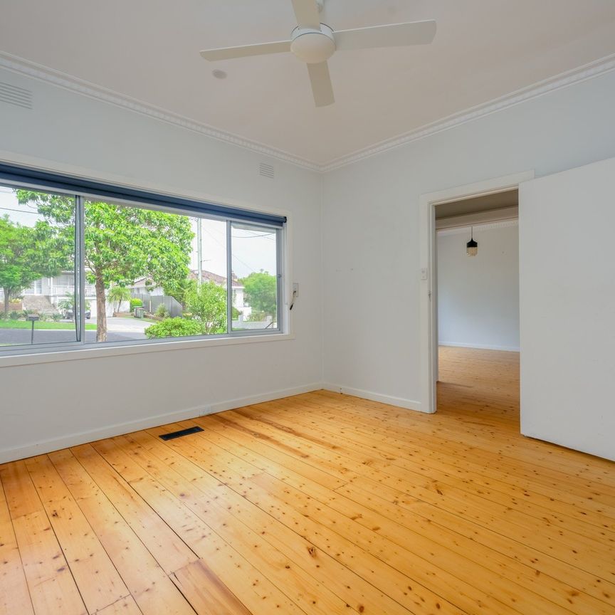 1/26 Fenacre Street, Strathmore - Photo 1