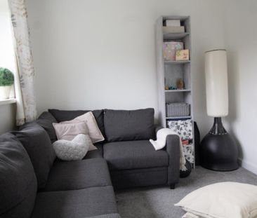 3 bedroom terraced house to rent - Photo 3