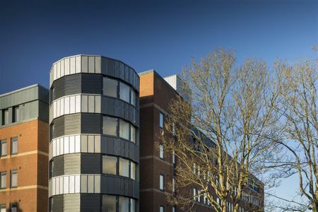 PETERBOROUGH - Photo 5