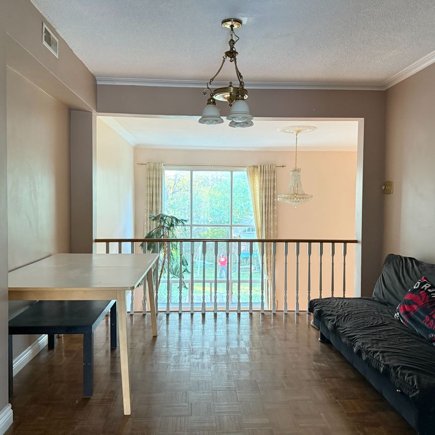 For Lease - 48 Chipwood Crescent Unit# Upper, Toronto, Ontario - Photo 1