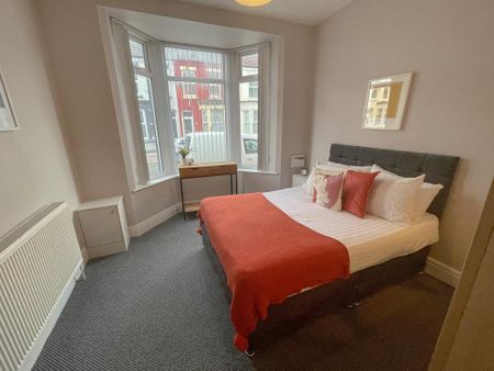 4 bedroom terraced house to rent - Photo 4