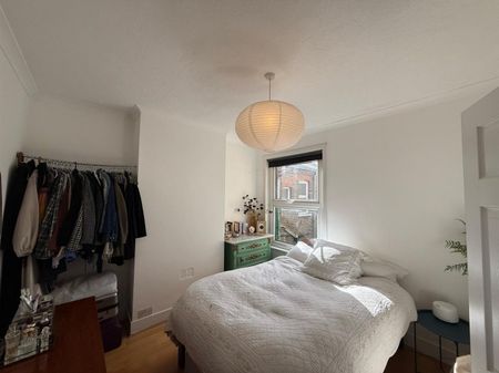 2 Bedroom Flat To Let - Photo 4
