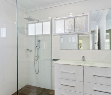 81 Eversleigh Road, - Photo 6