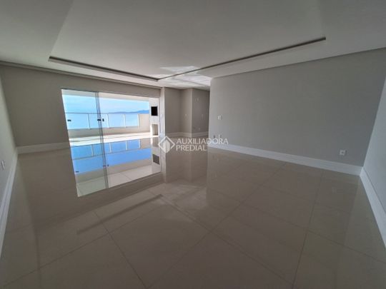 Apartamento com 4 quartos e 183m² para alugar em Morretes, Itapema. - Foto 1