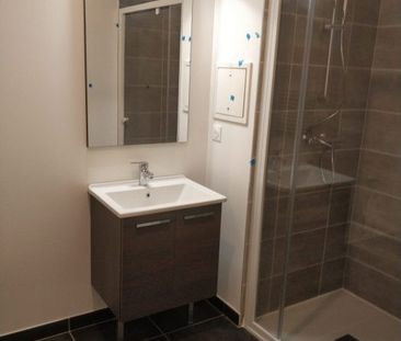 T3 RECENT AVEC LOGGIA ET PARKING - Photo 4