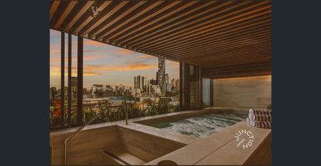 1401/167 Alfred Street, Fortitude Valley, Qld 4006 - Photo 3