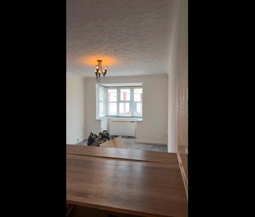 1 Bed Flat, Nottingham Road, CR2 - Photo 3