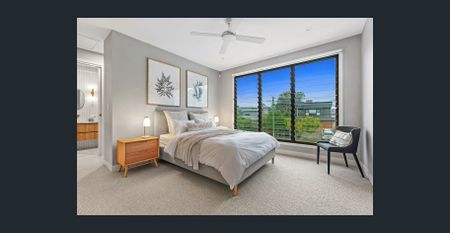 Fully furnished with pool and garden maintenance included - Photo 3