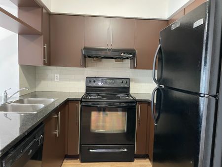 For Lease - 60 TOWN CENTRE Court Unit# 612, Toronto, Ontario - Photo 2