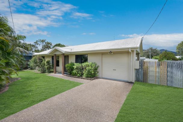 32 Elton Street, Kelso QLD 4815 - House For Rent | Domain - Photo 1